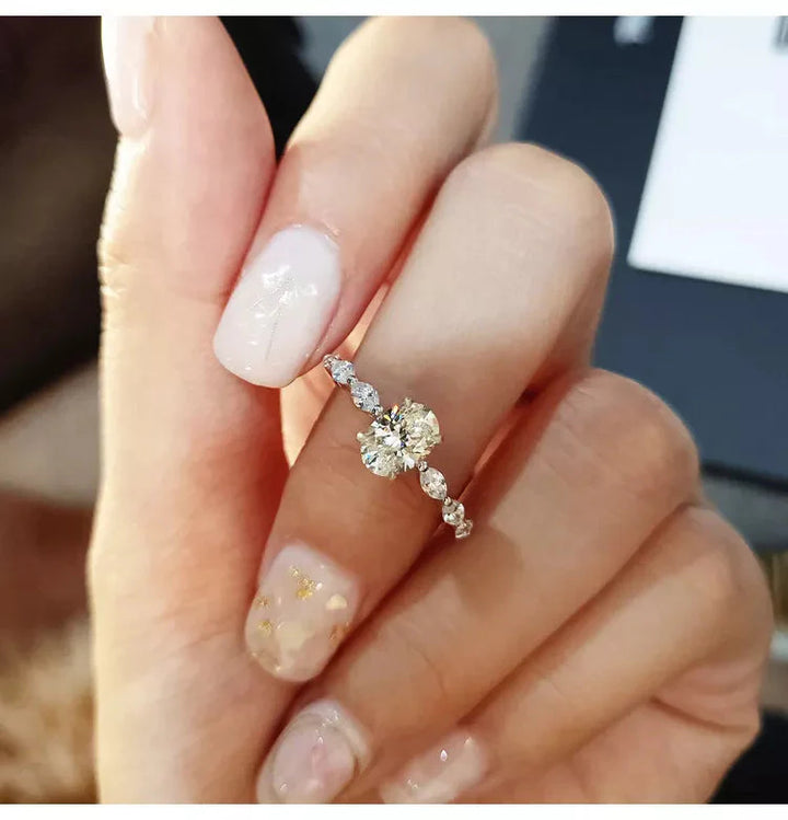 925 STERLING SILVER OVAL DIAMOND ENGAGEMENT RING