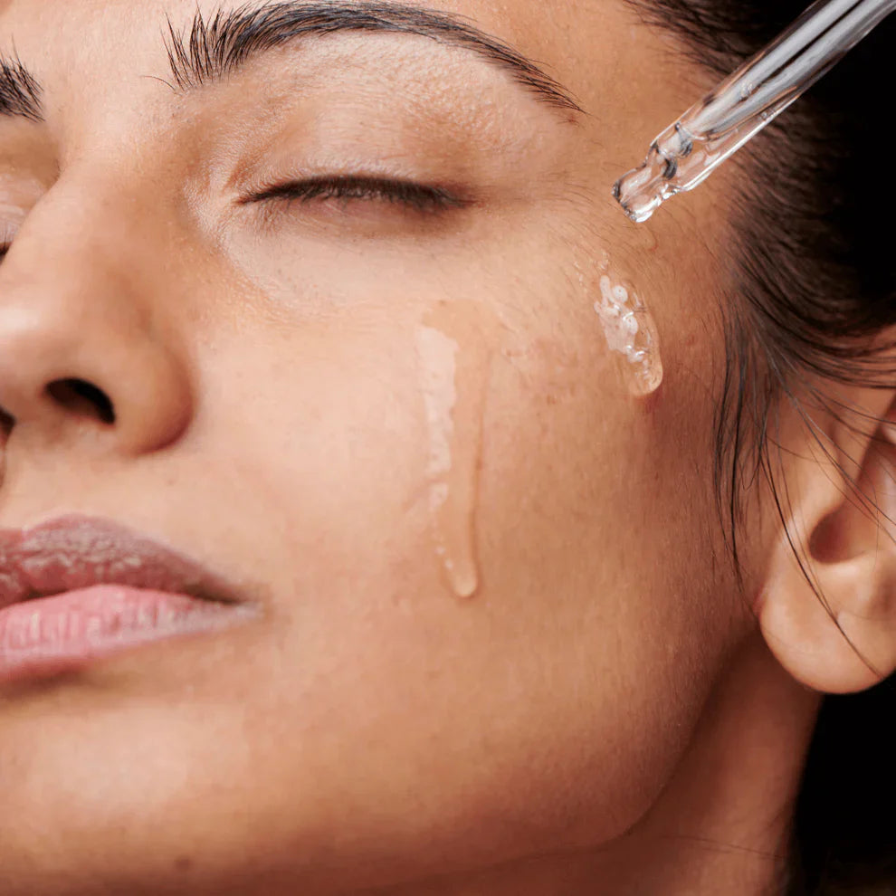 🔥Luxevéria Youth Rejuvenating Essence | Softens, smooths, and brightens mature skin